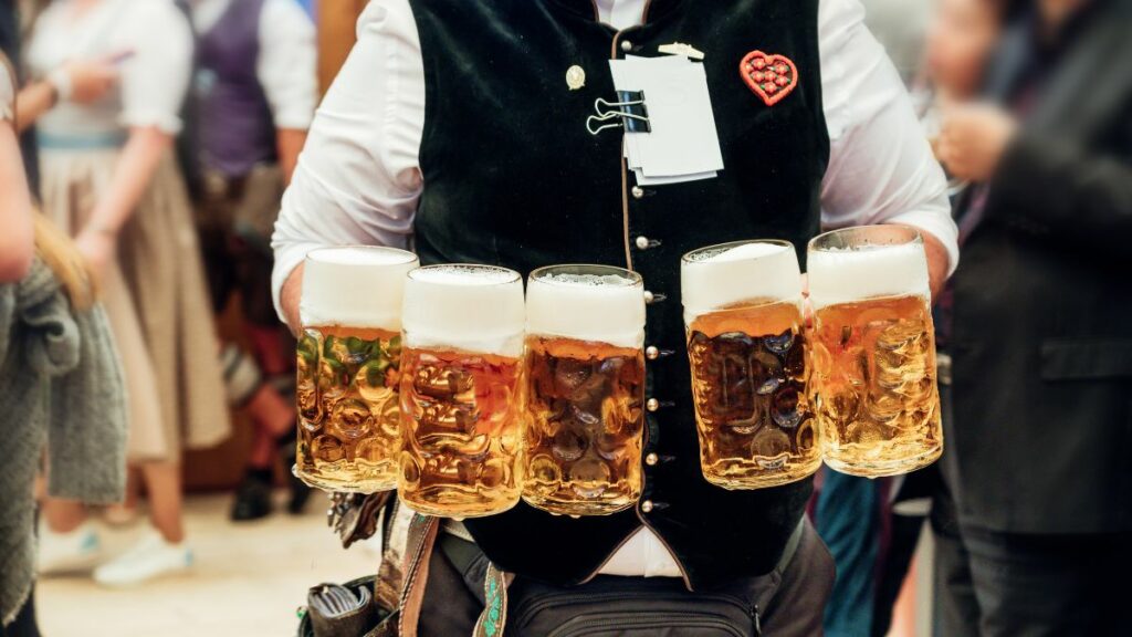 Características clave del festival Oktoberfest: más allá de la cerveza